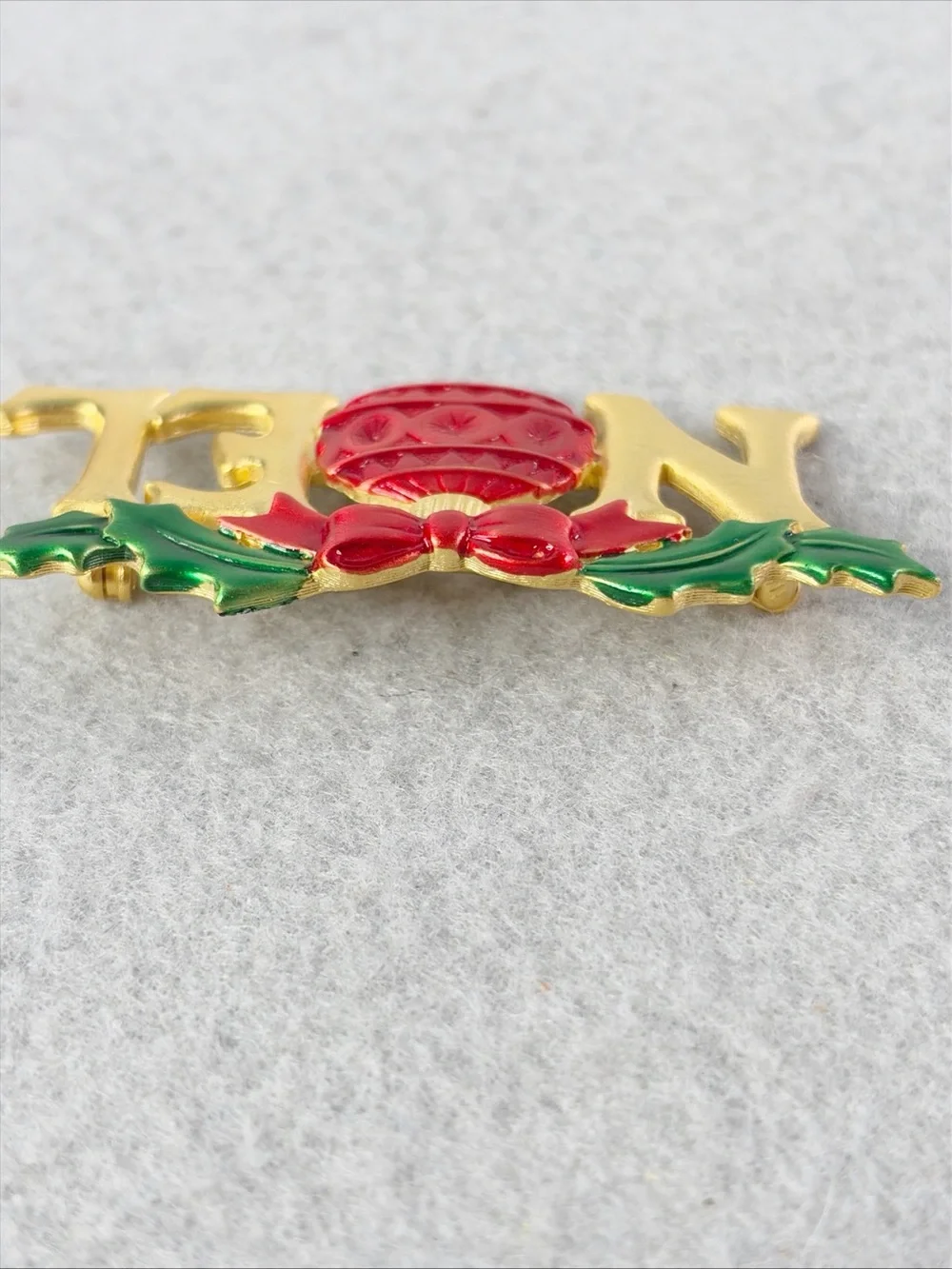 Christmas Holiday Vintage Signed JJ Brooch Pin NOEL Ornament Enamel